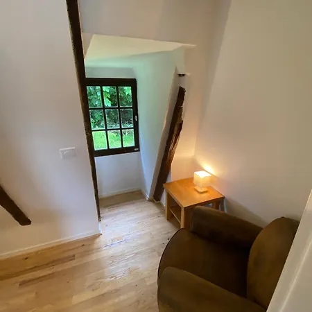 Дом отдыха 3-Bed Stone House Private Wild Garden Sarlat Centre